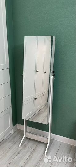 Зеркало напольное