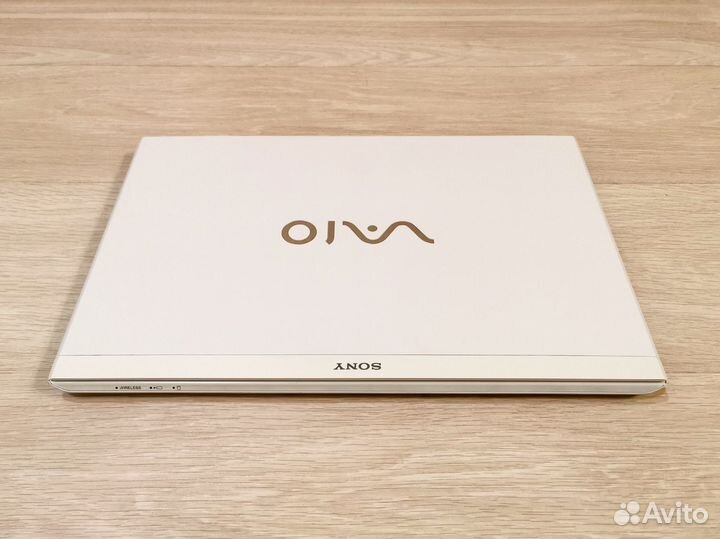 Ноутбук белоснежный i5/8Gb/SSD/FullHD/Win10