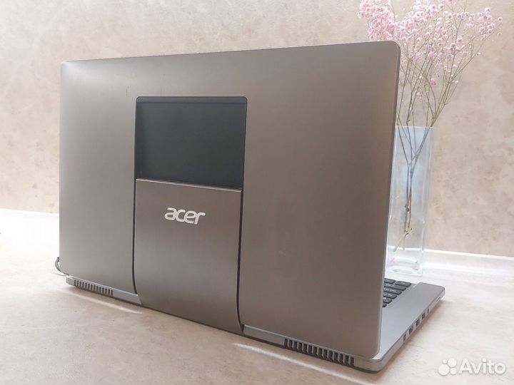 Ноутбук трансформер Acer R7 571g
