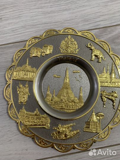 Сувенирная тарелка из тайланда