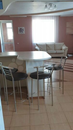 3-к. квартира, 114 м², 8/16 эт.