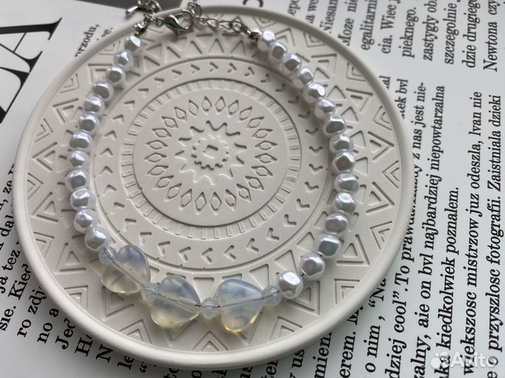 Браслет из жемчуга и опала