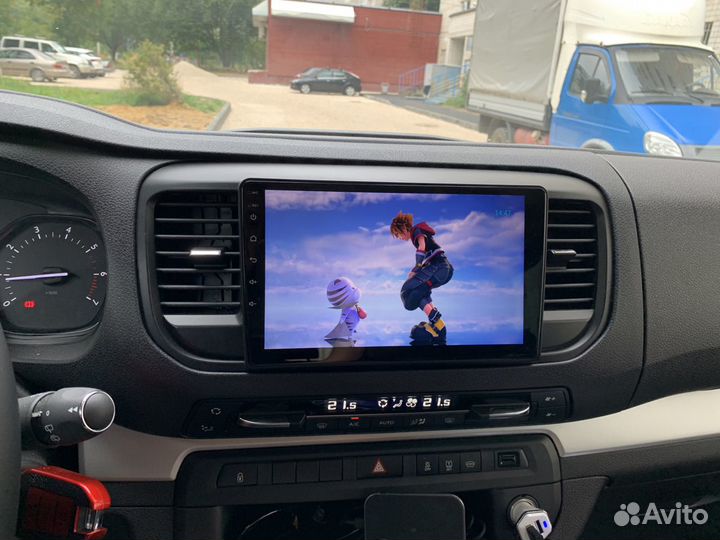 Магнитола Citroen Jumpy / Peugeot Traveller