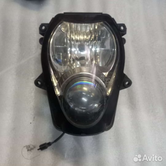 Фара Suzuki GSX1300 Hayabusa 99-07