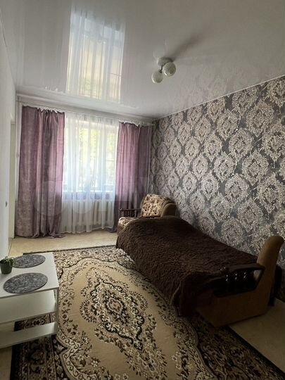 1-к. квартира, 30 м², 1/4 эт.