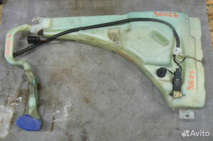 Бачок омывателя VolksWagen/ Touareg/ 7LA/ Audi/ Q7