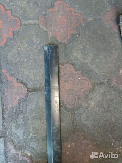 Молдинг передней левой двери Peugeot 308 ер6