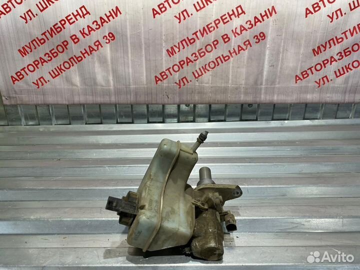 Главный тормозной цилиндр Фольксваген Пассат CC