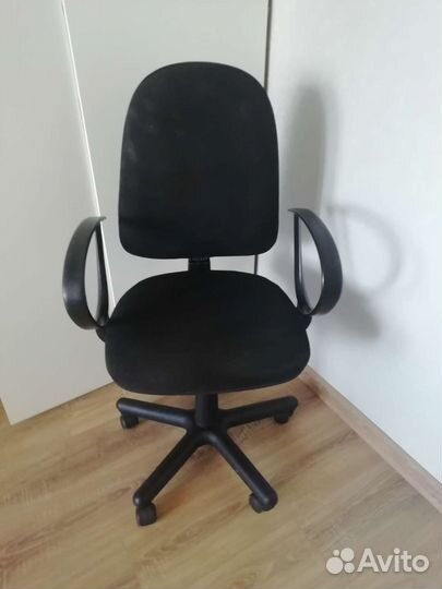 Офисное кресло бу