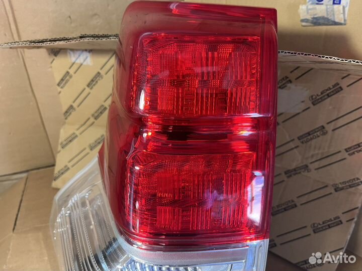 Задний левый фонарь Toyota Land Cruiser prado 150