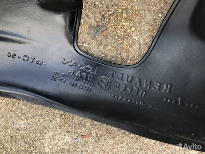 Локера на renault logan 1