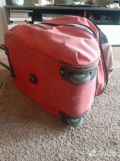 Сумка дорожная на колесах с выдвижной ручкой