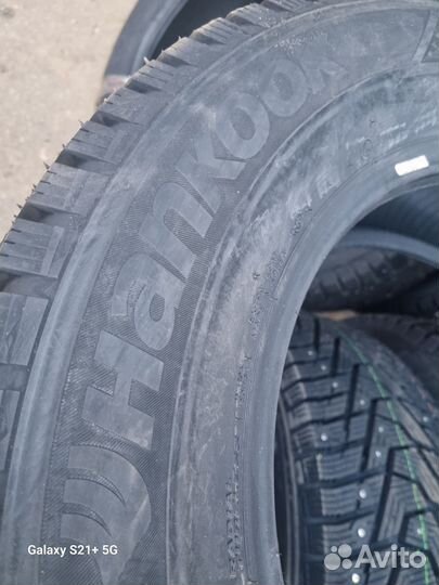 Hankook Winter i'Pike X W429A 235/65 R17 108T