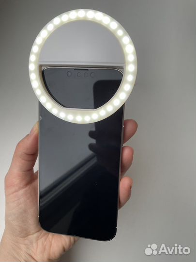 Селфи лампа-кольцо