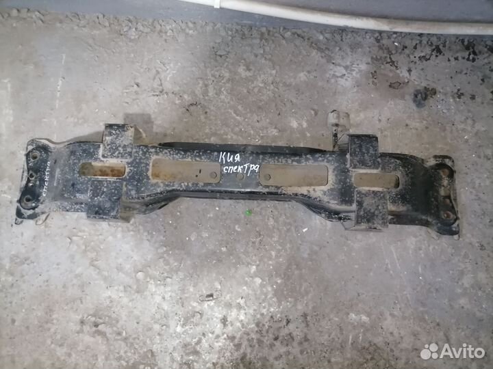 Подрамник задний Kia Spectra