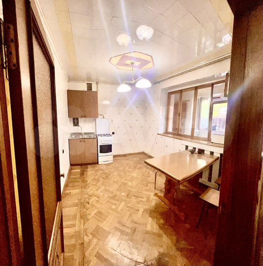 4-к. квартира, 100 м², 1/7 эт.