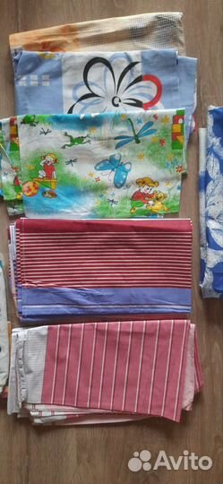 Новое. Махровые полотенца, наловочки, простынь