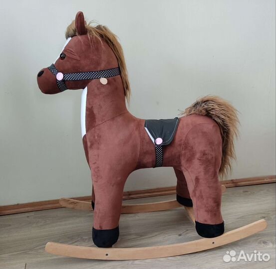 Лошадь качалка конь