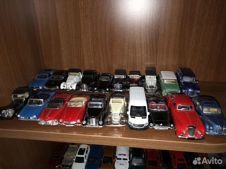 Коллекция моделей автомобилей
