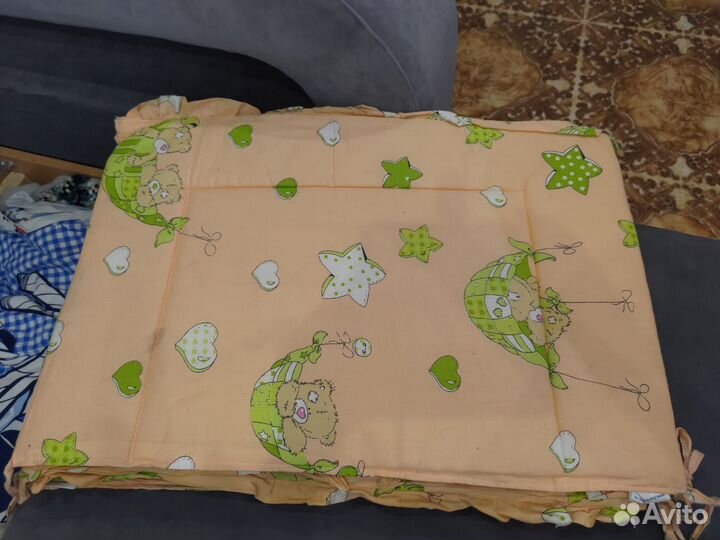 Бортики в кроватку