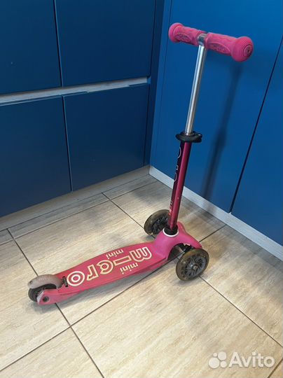 Самокат mini micro led розовый