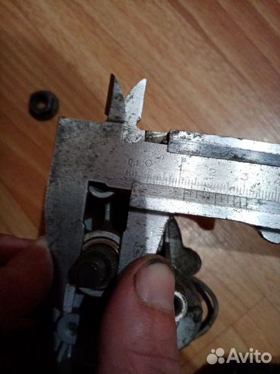 Мотор стеклоочистителя Приора, Калина