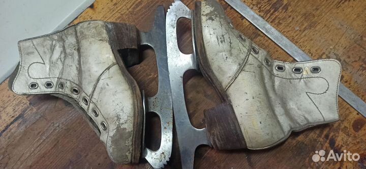 Роликовые коньки СССР и коньки