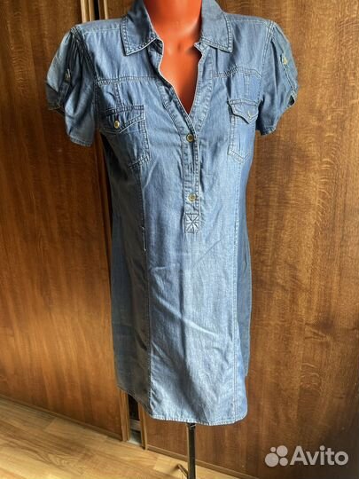 Джинсовое платье Guess