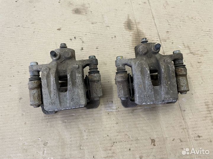 Суппорты 2wd задние Киа Спортейдж 3, ix35