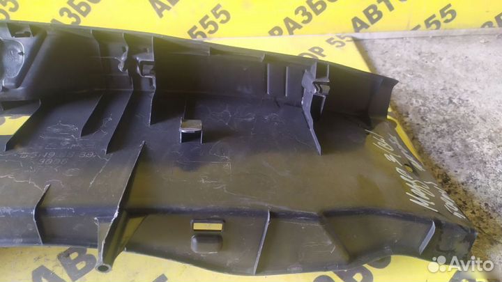 Mazda 3 (BL) накладка задней панели багажника