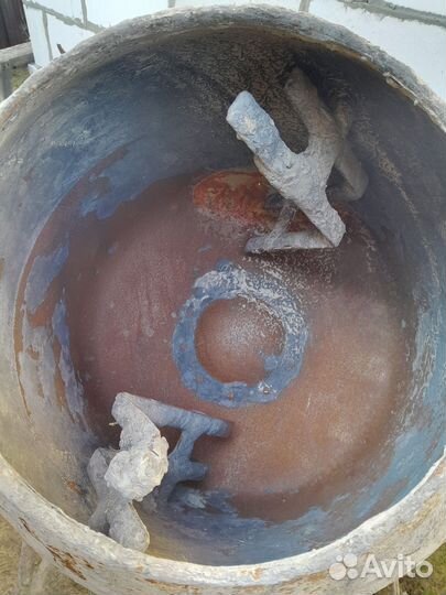 Бетономешалка бу