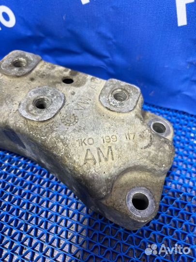 Кронштейн АКПП Volkswagen Passat Cc седан cczb