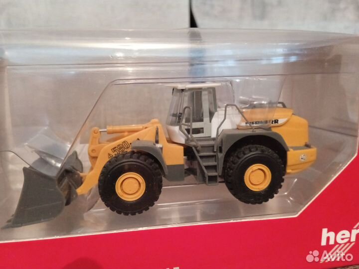 Коллекционные модели строительной техники 1:87