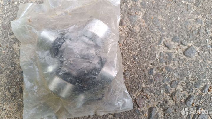 Крестовина на hyundai starex h-1