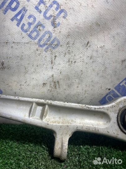 Рычаг подвески передний левый Audi A4 B6 седан 2.0