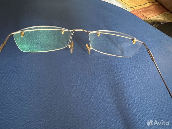 Безободковая оправа для очков