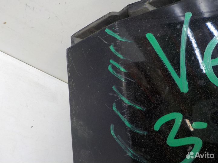 Бампер задний на Land Rover Range Rover Velar LR112603