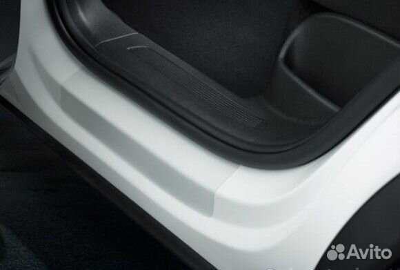 Защитная плёнка накладок порогов 5NA071310A 908