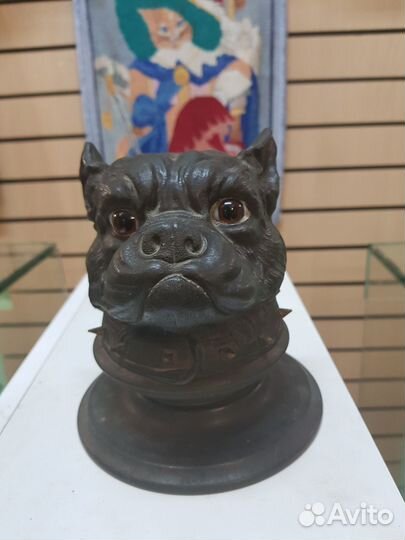 Шпиатр старая чернильница голова собаки