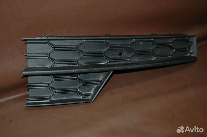 Решетка бампера правая - Skoda Octavia A7 (2013-н)