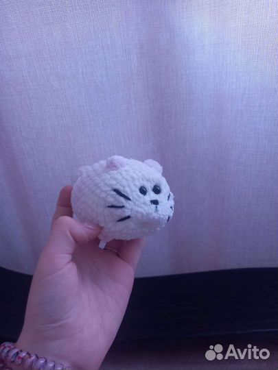 Плюшевый котик