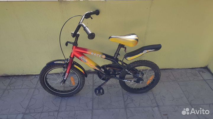 Детский велосипед 16
