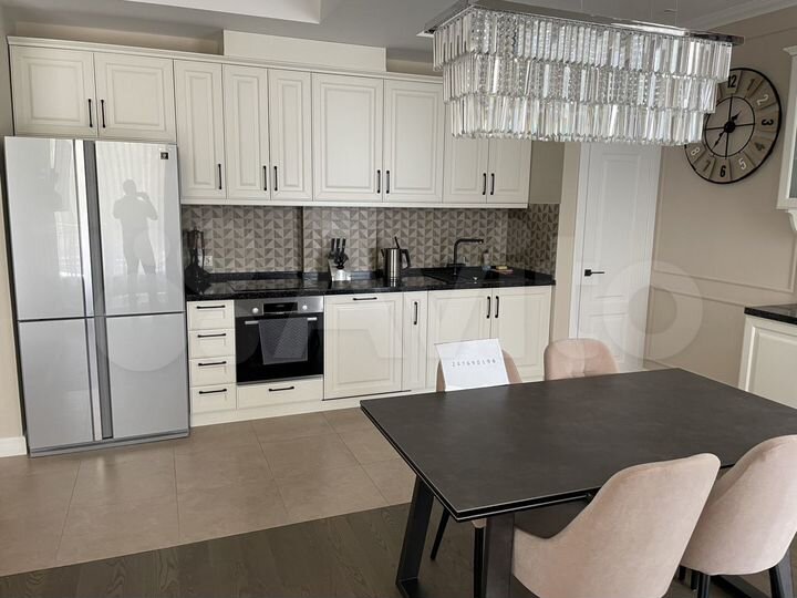 3-к. квартира, 136,6 м², 5/10 эт.