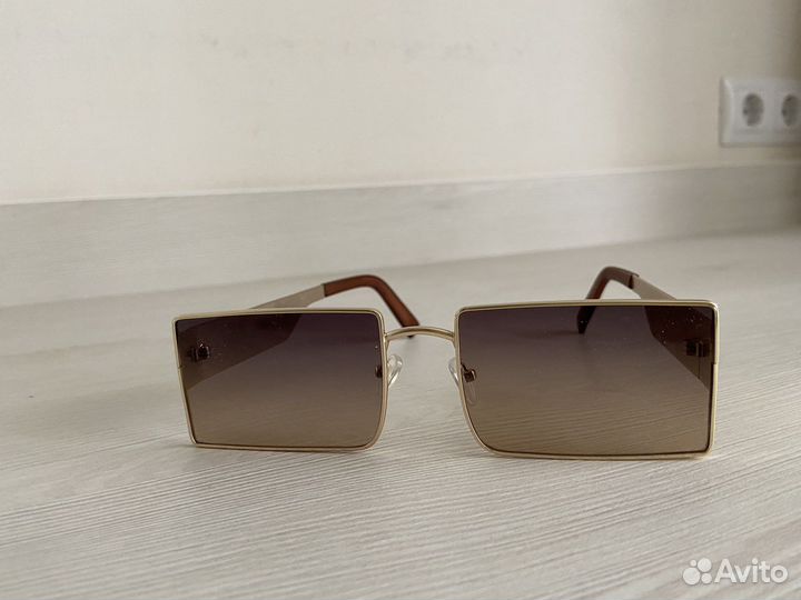 Солнцезащитные очки женские