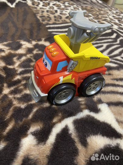 Игрушка грузовик