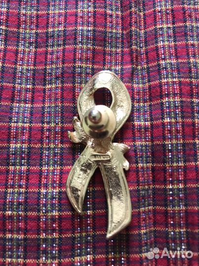 Пин брошь Avon винтаж Штаты розовая лента