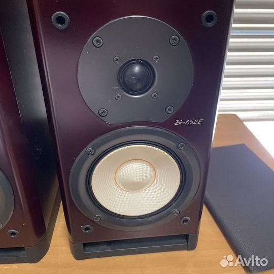Колонки Onkyo D-152е, D-052