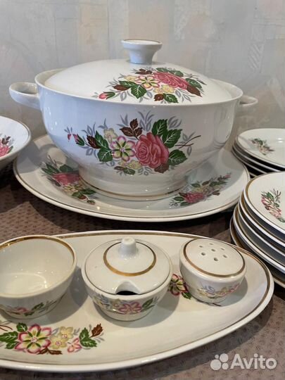 Сервиз столовый