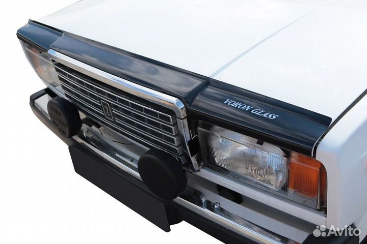 Мухабойка на капот для ваз 2107 Voron Glass MYX0