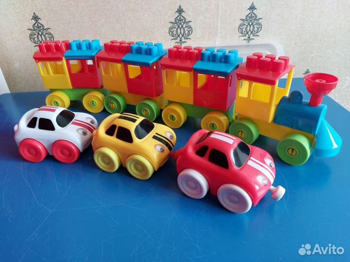 Развивающие игрушки Томи